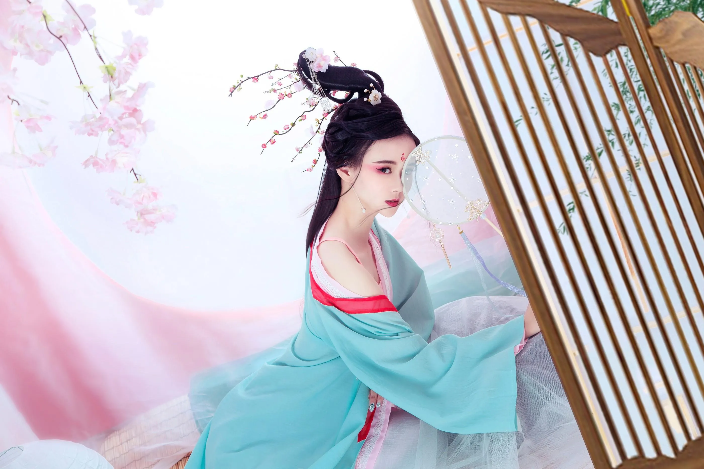 [YITUYU艺图语]2022.02.04 花非花 欣宝 [22P]插图